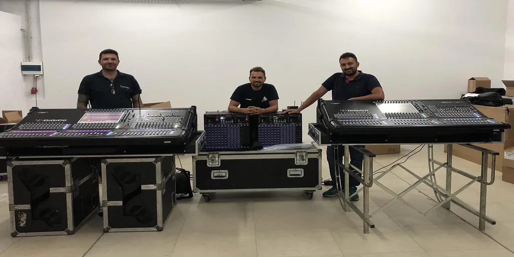 2 NEW DiGiCo SD10 and 2 SD-RACKS with HMA Optics for MANOS Backline Services & PROEVENTS